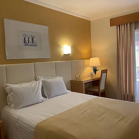 Mare Hotell 3*
